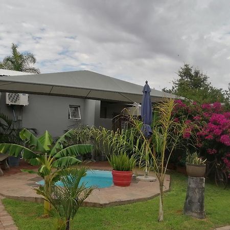 Tehillah Guesthouse Upington Eksteriør bilde