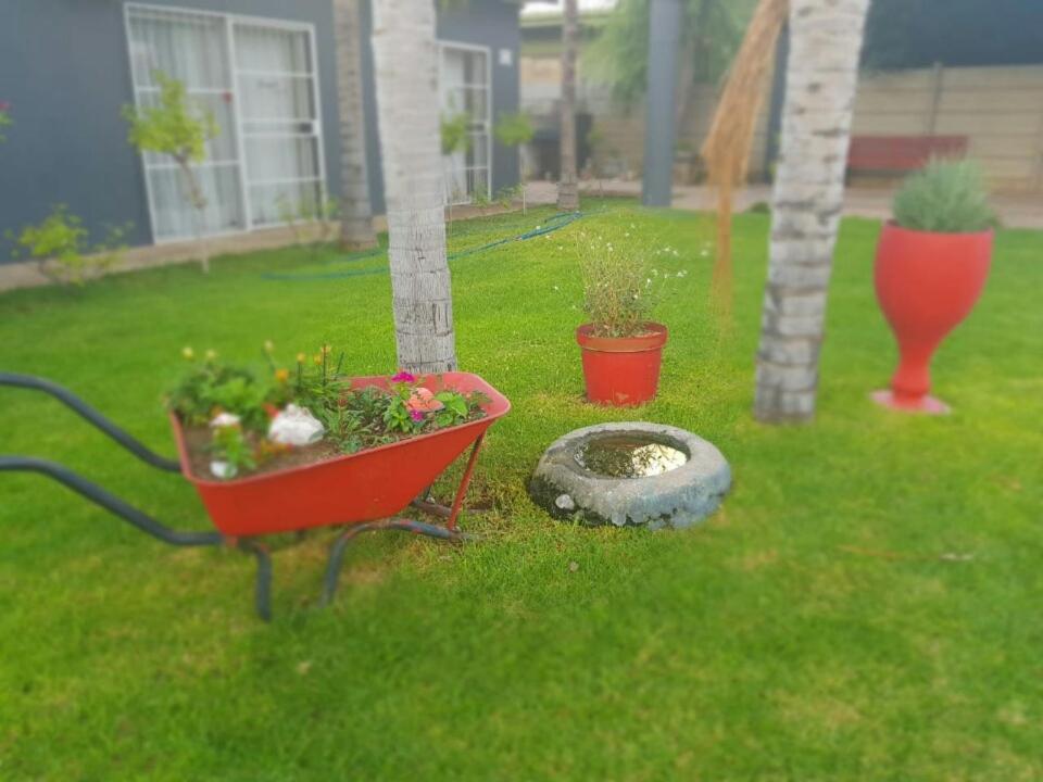 Tehillah Guesthouse Upington Eksteriør bilde
