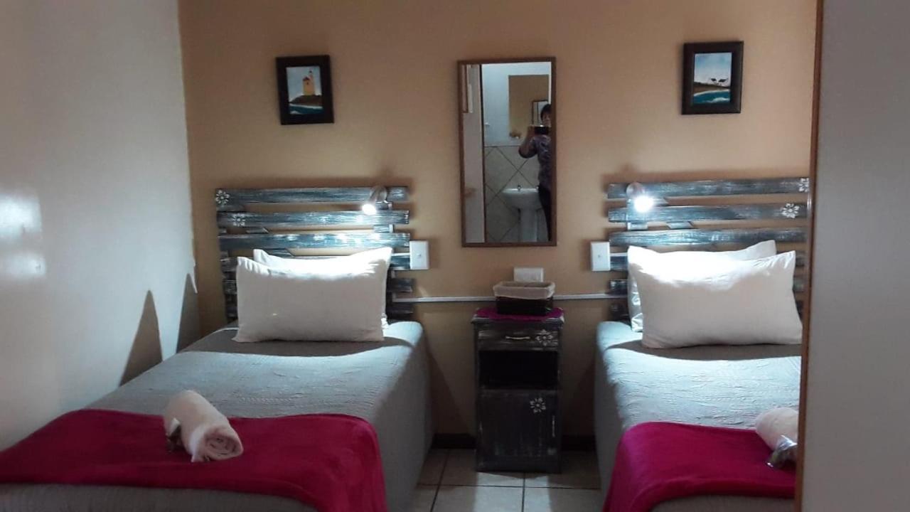 Tehillah Guesthouse Upington Eksteriør bilde