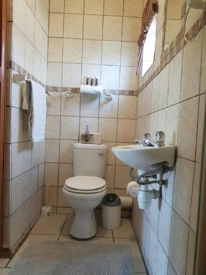 Tehillah Guesthouse Upington Eksteriør bilde