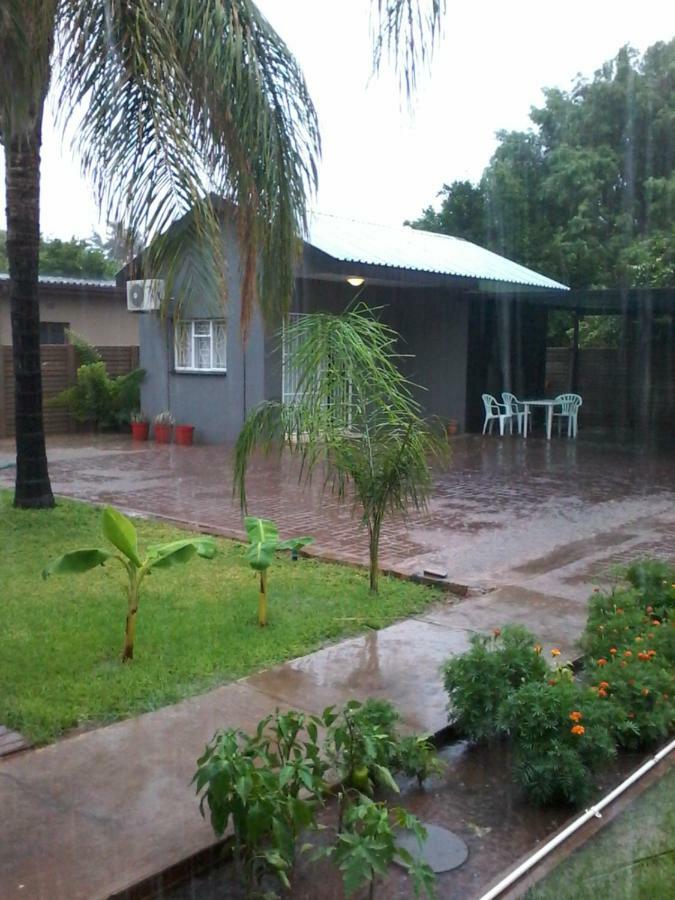 Tehillah Guesthouse Upington Eksteriør bilde